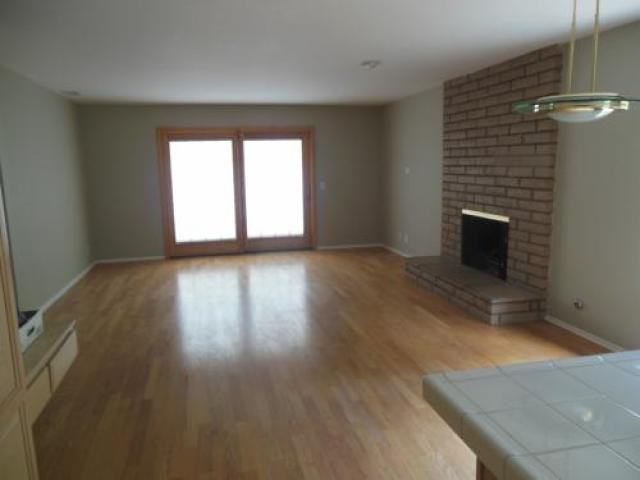 7276 Greylock Ave - Photo 3 of 6