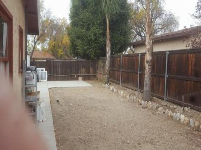 229 W San Jose Ave - Photo 2 of 6