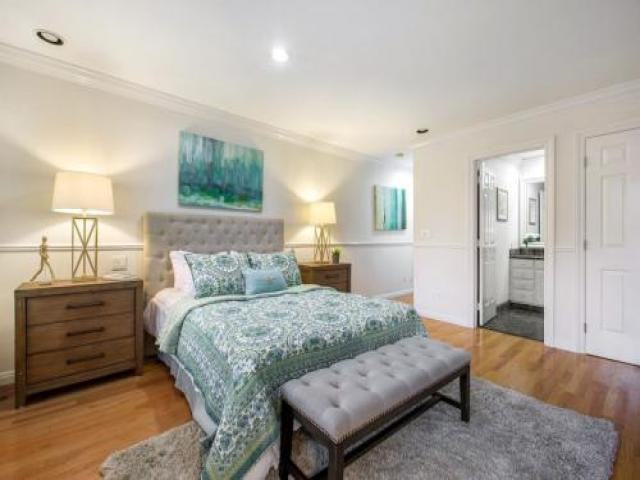 1380 Madera Ave - Photo 3 of 6