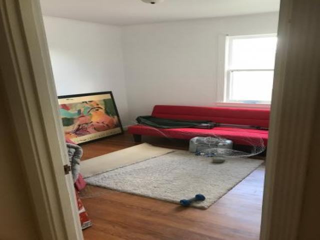 456 Monterey St - Photo 2 of 6