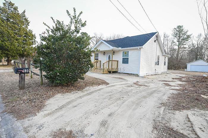 530 Bailey Ln - Photo 2 of 8