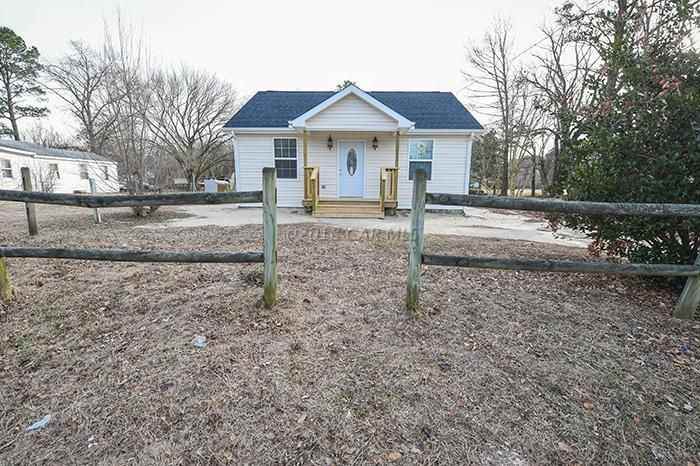 530 Bailey Ln - Photo 3 of 8