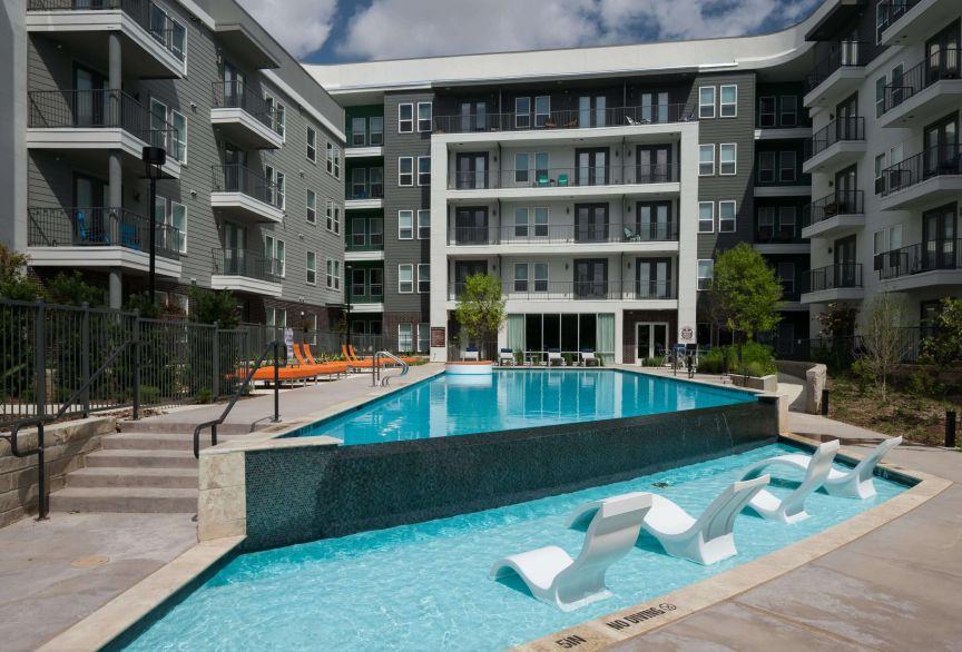 Market Center Blvd & Turtle Creek Blvd