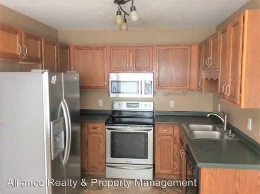 3325 Backridge Rd - Photo 3 of 7