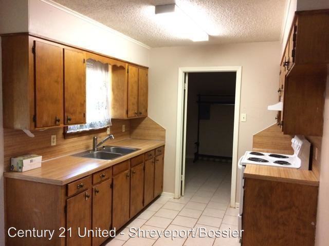1009 Sharron Dr - Photo 3 of 11