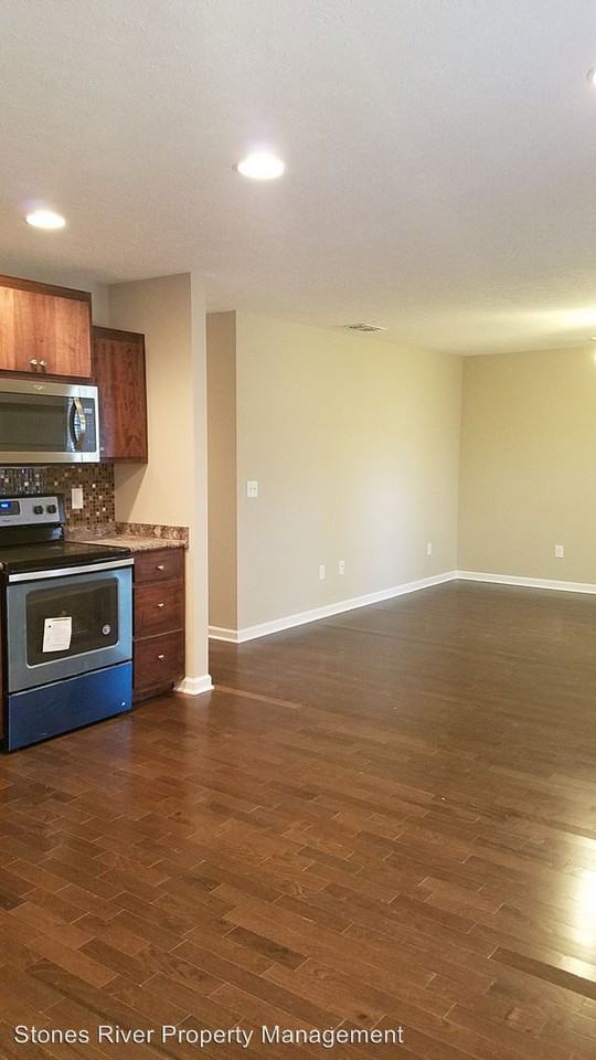 309 N Polk St - Photo 3 of 18