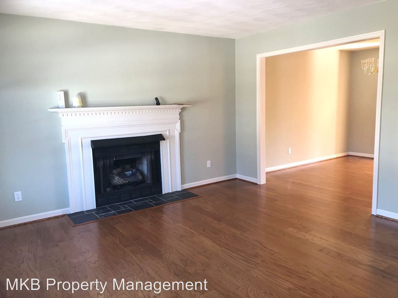 6223 Creekview Ct - Photo 3 of 21