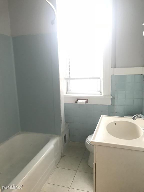 56 N Bryant Ave - Photo 2 of 14