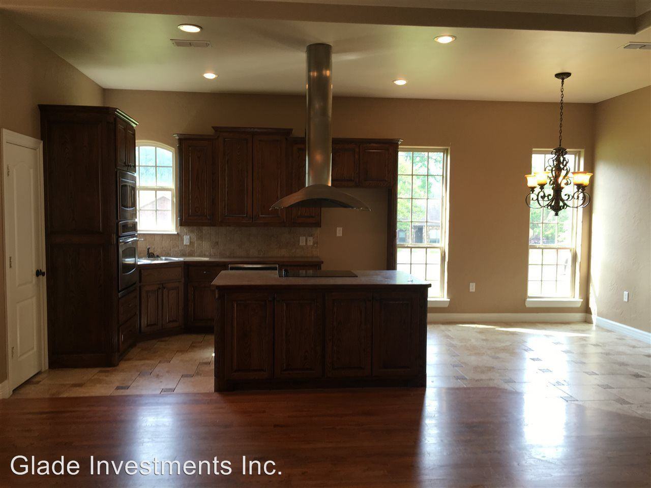 2401 Clayton Street - Photo 3 of 8