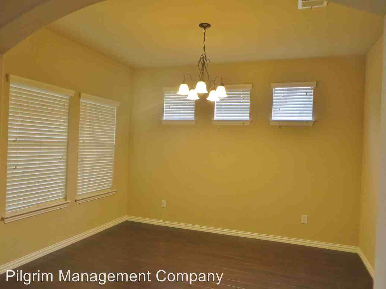1404 Rowan Dr - Photo 3 of 39