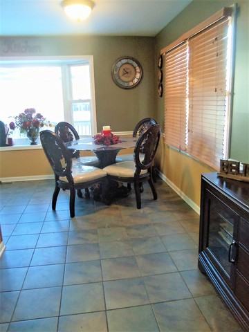 414 Adams St - Photo 3 of 13