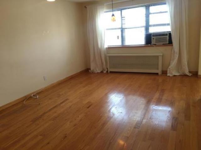 62-47 Dry Harbor Rd - Photo 3 of 6