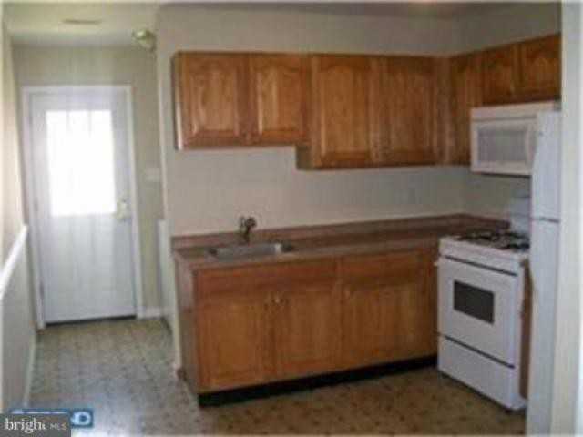 628 Pine Creek Ln - Photo 2 of 6