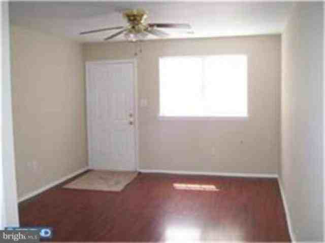 628 Pine Creek Ln - Photo 3 of 6
