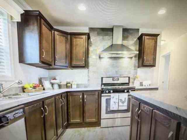 9725 Aspen Ln - Photo 3 of 6