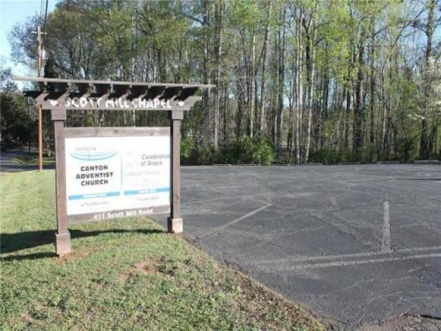 411 Scott Mill Rd - Photo 3 of 6