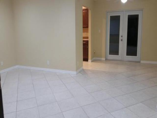 11510 SW 112th Ave - Photo 2 of 6