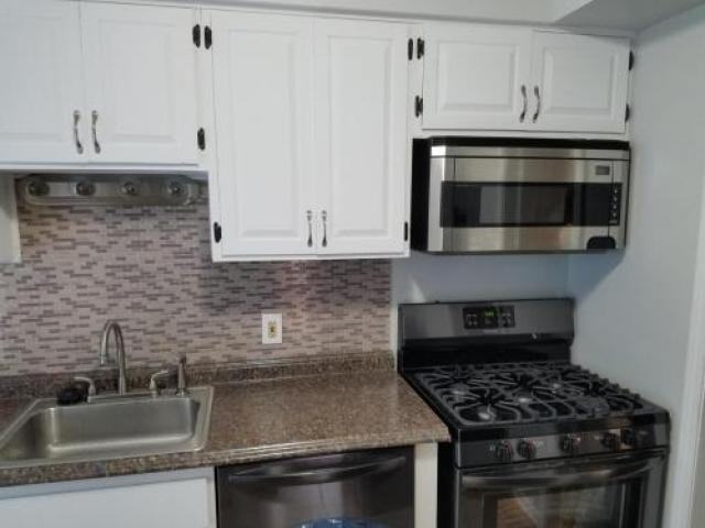 27830 Chicago W - Photo 2 of 6