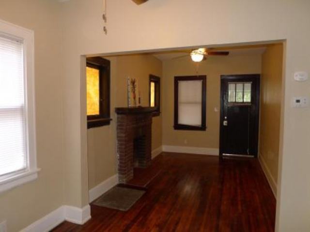 2540 Vestry Ave - Photo 3 of 6