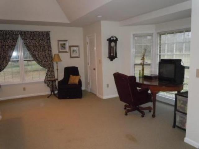 1246 Cedar Rock Rd - Photo 3 of 6