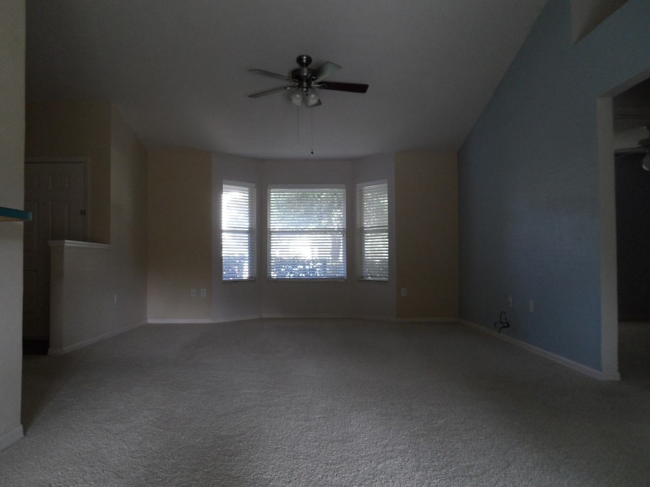 4359 NW 35th Terrace - Photo 2 of 16