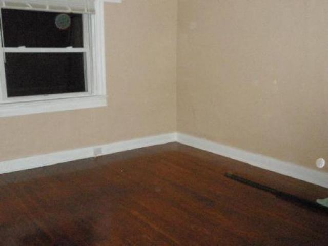 217 Gertrude St - Photo 2 of 6