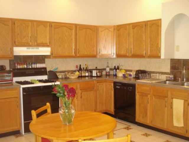 1333 Hull St - Photo 3 of 6