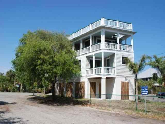 101 19th St - Photo 2 of 6