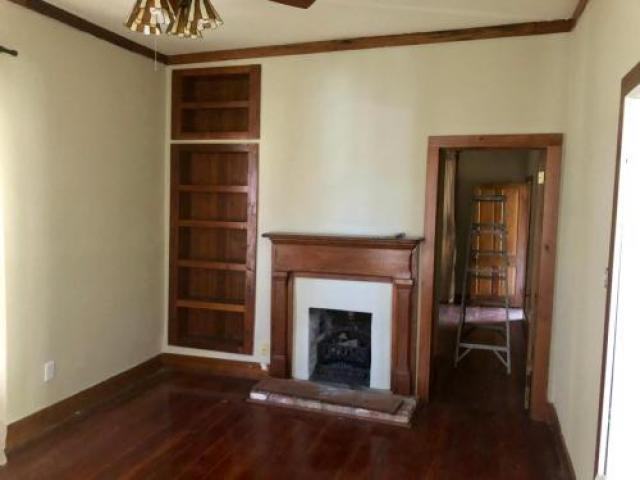 724 1st Ave - Photo 3 of 6