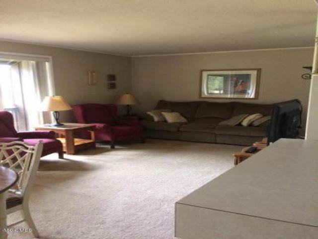 214 Lanai Village - Photo 2 of 6