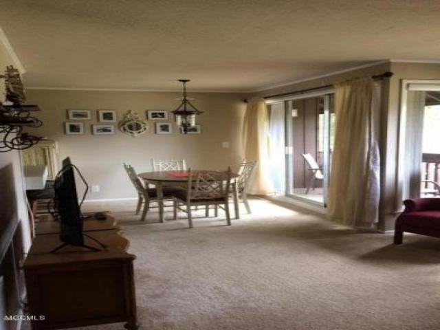 214 Lanai Village - Photo 3 of 6