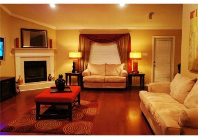 10172 Jersey Ct No - Photo 3 of 6