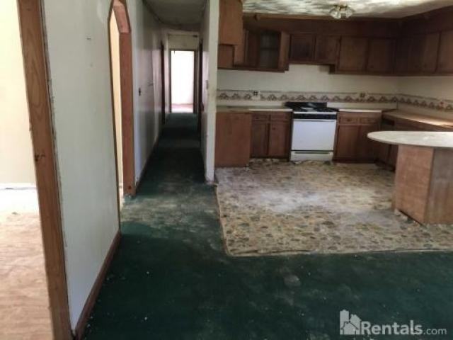 408 Johnson Town Rd - Photo 3 of 4