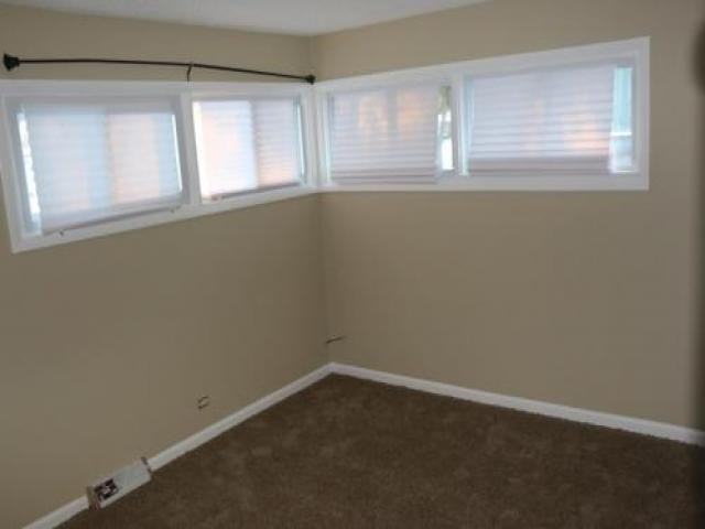 3120 Wilshire Ave - Photo 2 of 5