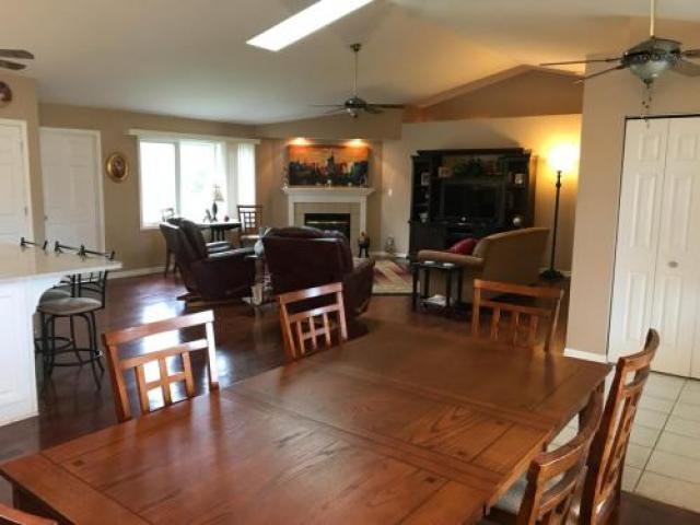 9151 Drake Dr - Photo 2 of 6