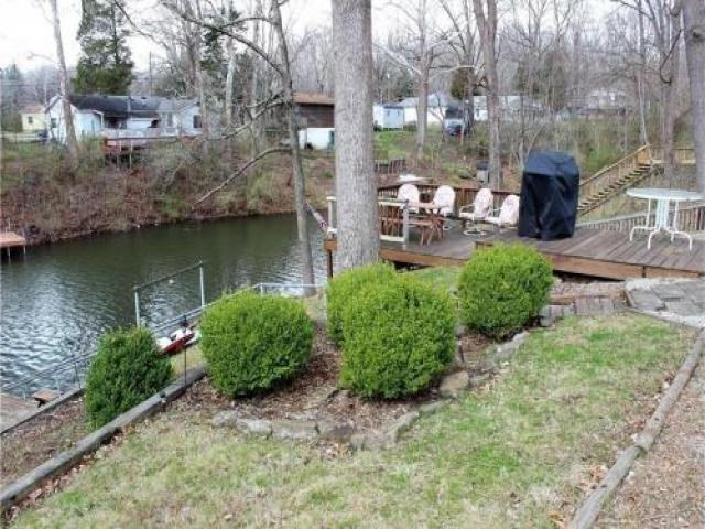 8664 S Bergman Dr - Photo 2 of 6