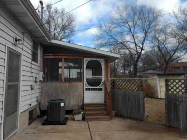 6310 Famous Ave - Photo 2 of 6