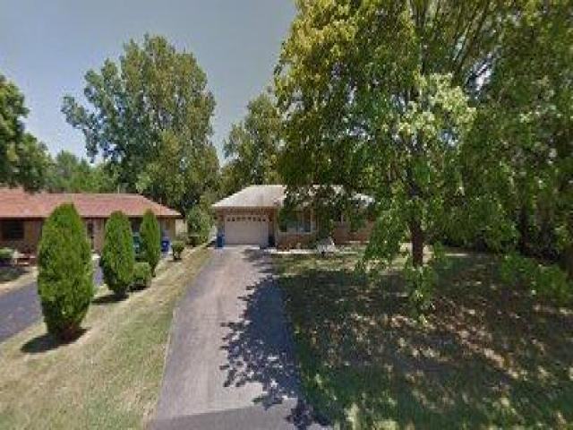 7N343 Sycamore Ave - Photo 2 of 5