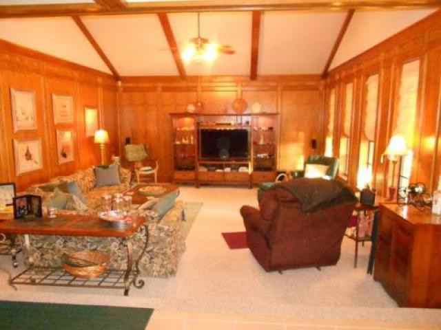 3005 Goldcrest Ave - Photo 2 of 6