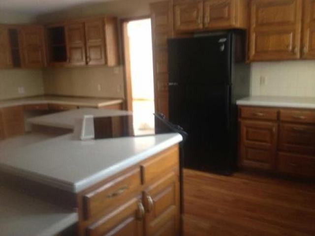 20855 School View Rd - Photo 3 of 6