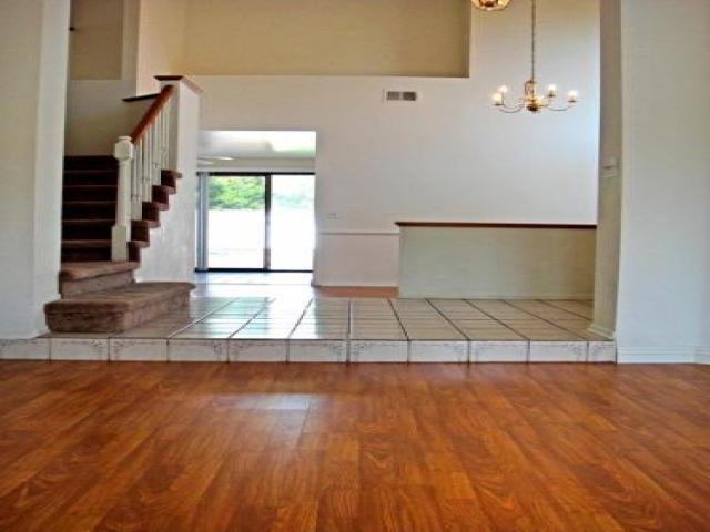 30656 3rd Ave - Photo 3 of 6