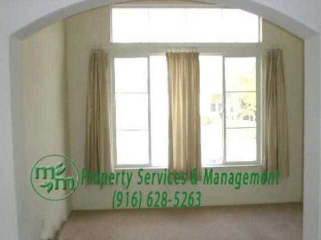 9812 Waterfowl Dr - Photo 2 of 5