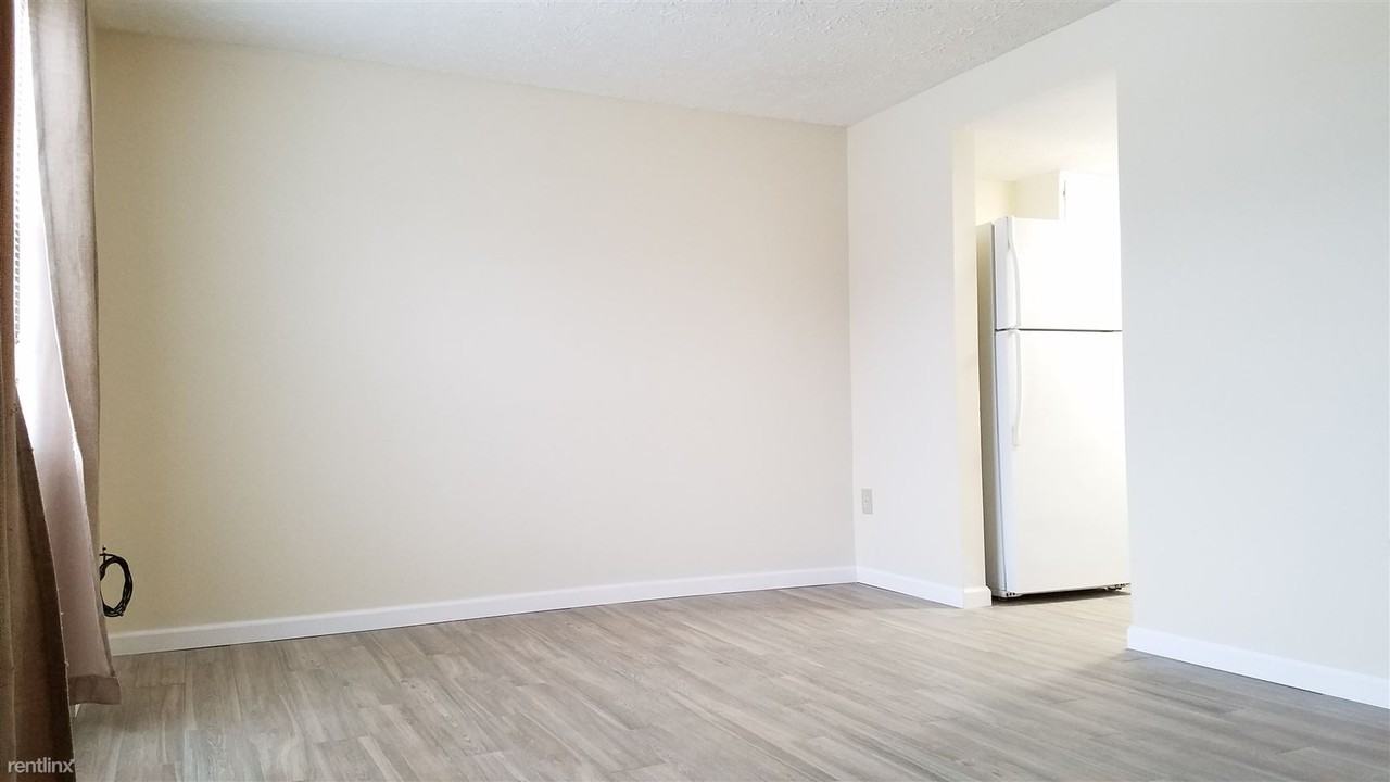 212 Ashfield Ct - Photo 2 of 42