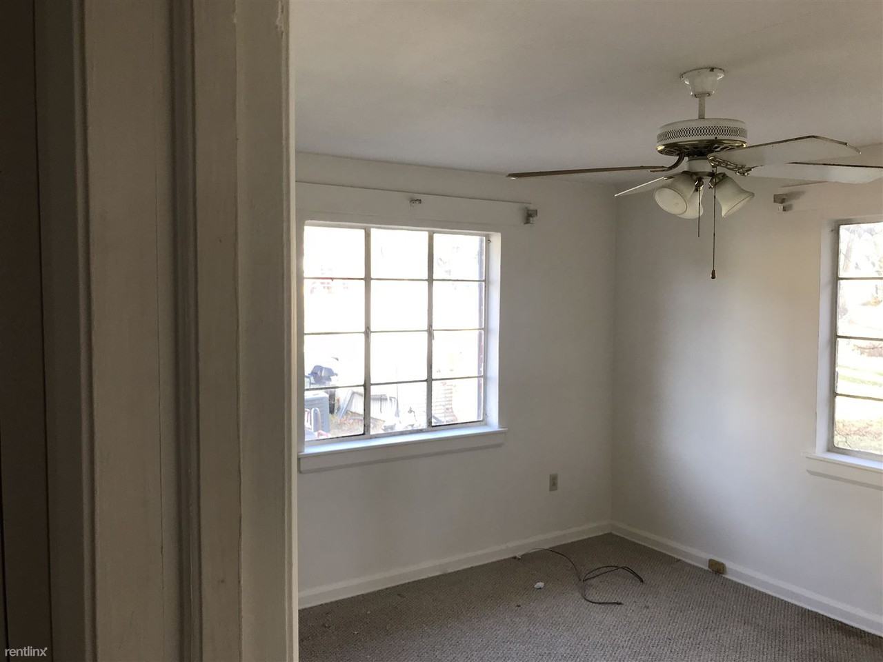 706 Covington Ave - Photo 3 of 10