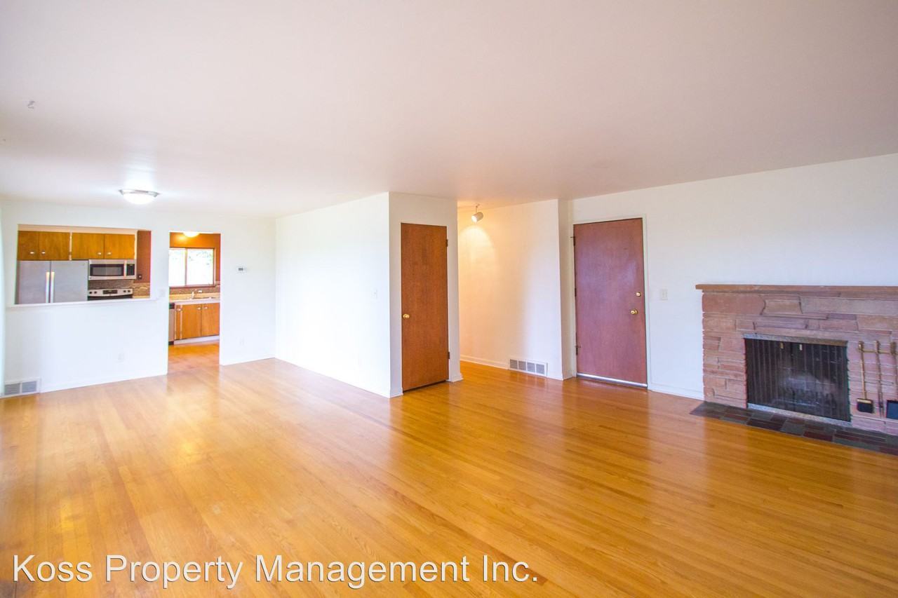 3227 13th Ave W - Photo 3 of 19