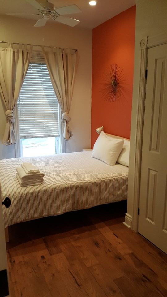 94 Wellington Street, Stratford - Photo 2 of 11