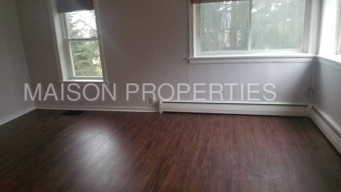 275 Beckwith Rd - Photo 3 of 29