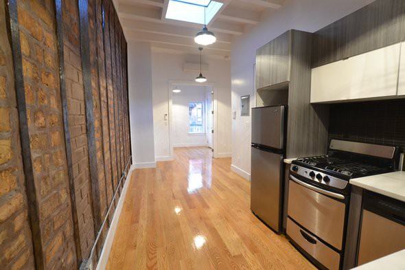 31 Montrose Avenue #wq