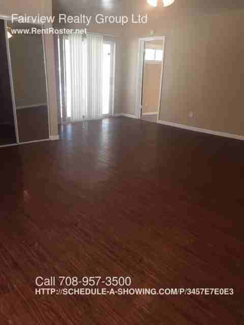 16571 Belleplaine Dr - Photo 2 of 15