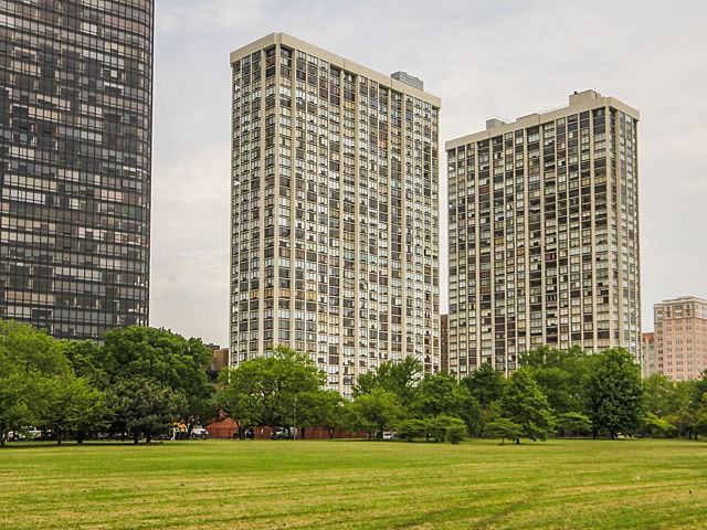 5450 North Sheridan Road #28742 - Photo 2 of 13